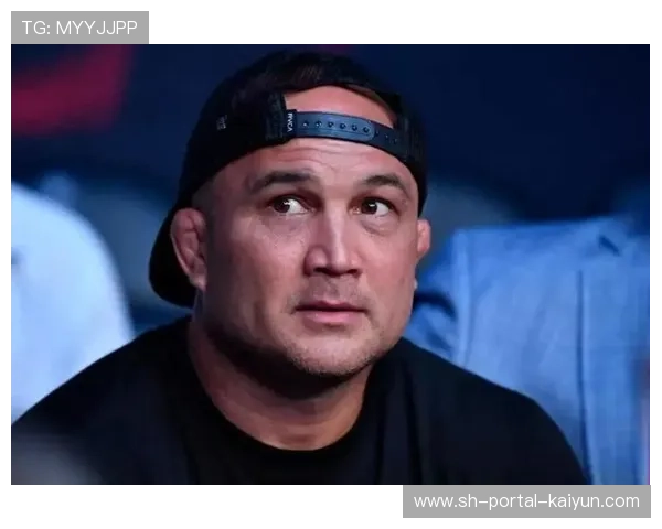 UFC 306创收视纪录,奇葩行为成社交媒体流量爆点